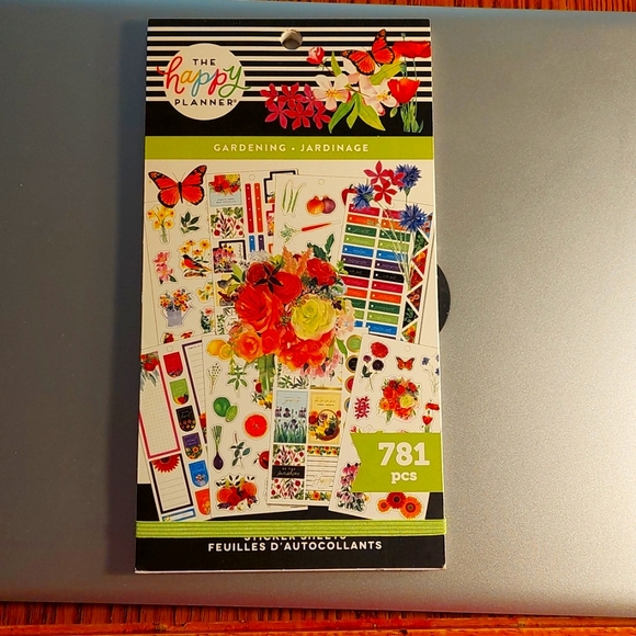 Happy Planner Other - GARDENING HAPPY PLANNER 781pcs